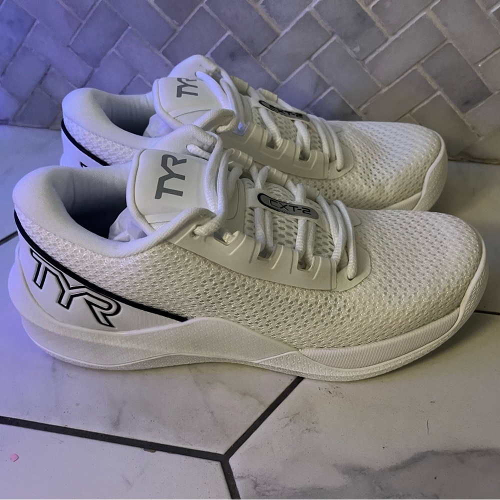 TYR CXT-2F Trainer women’s. White and Black Athletic Shoes